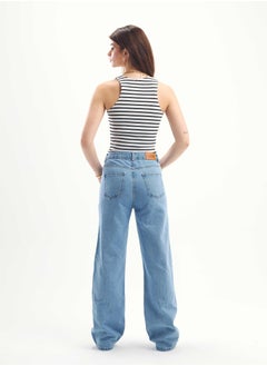 High-Waist Light Wash Criss-Cross Straight Leg Jeans. - pzsku/Z37AC09C6A659E6632D63Z/45/_/1721564930/2f2fea1d-1060-4958-88e3-ef20fe6cd5cd