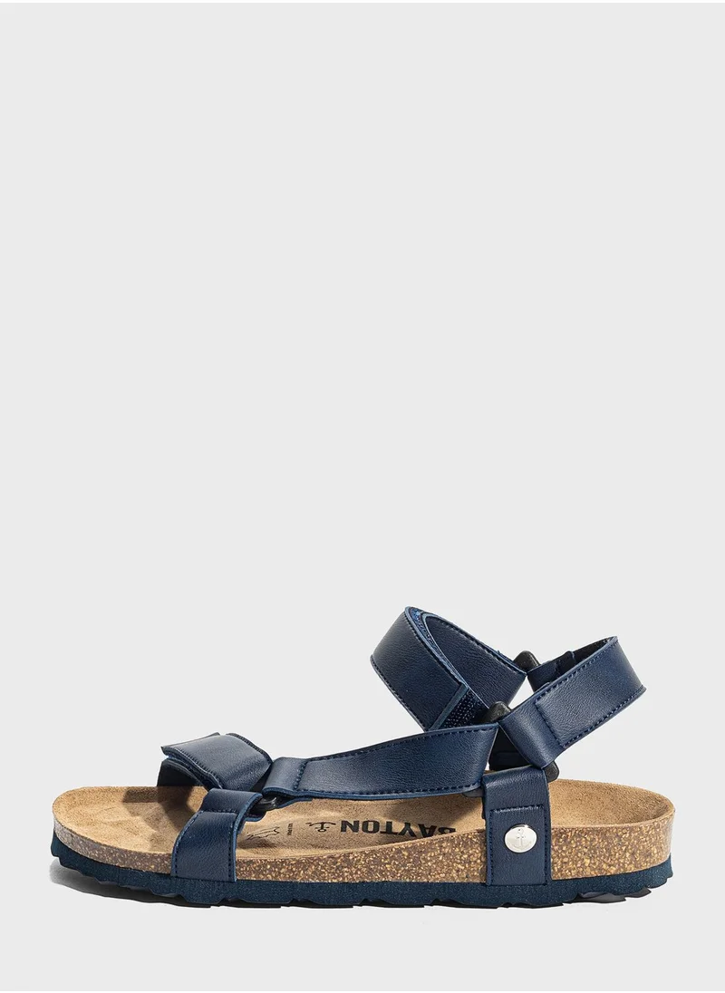 بيتون Rigoni Low Heel Sandal