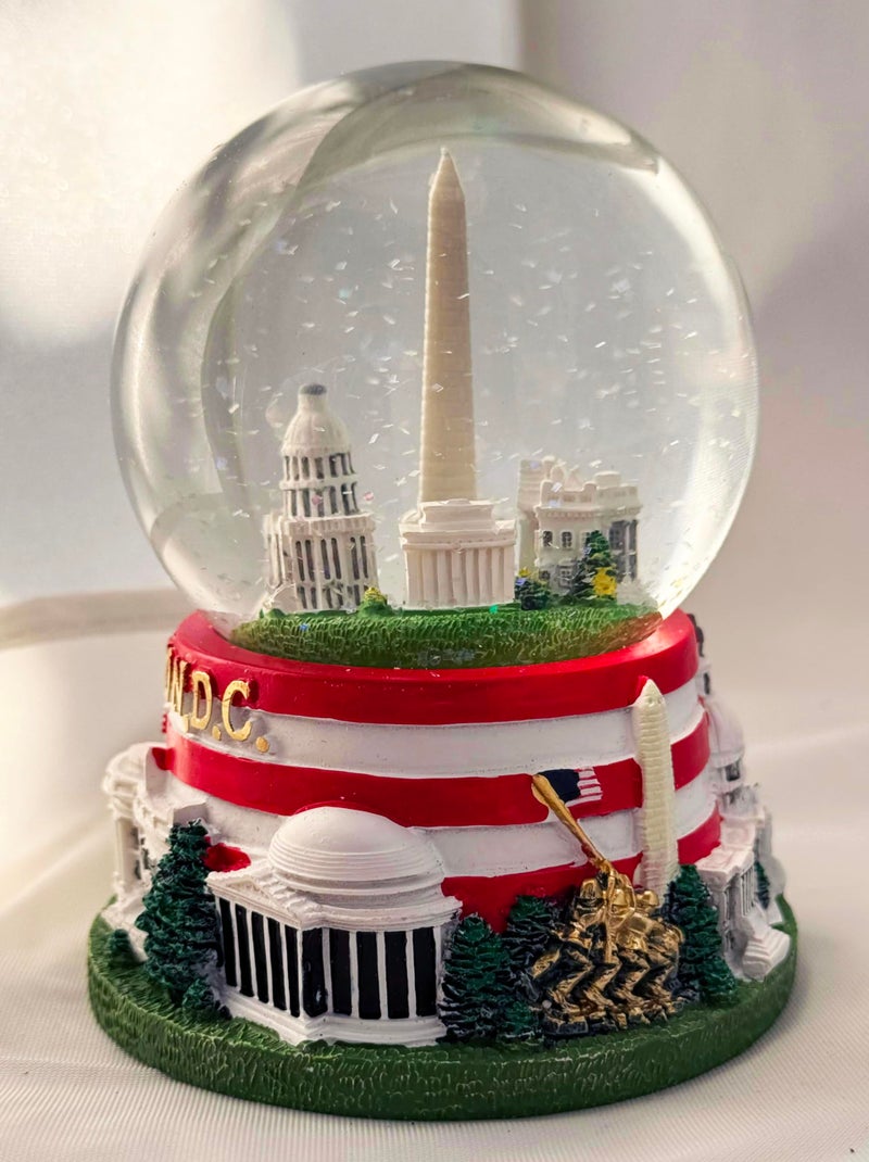 Washington DC Washington, D.C. Snow Globe with Famous Buildings and Monuments - American Flag Base - Large - Image 5