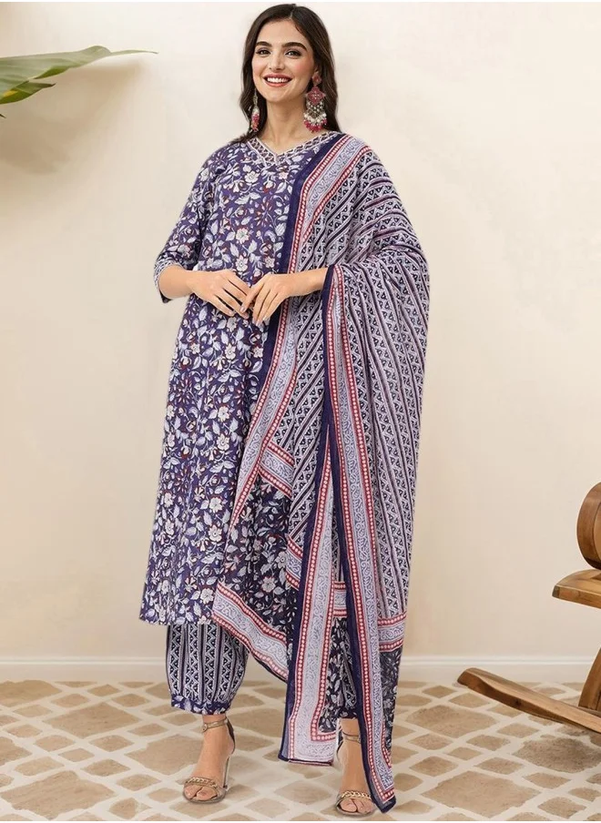 ISHIN Straight Fit Printed Pattern Round Neck Three-Quarter Sleeves Blue Colour Knitted Cotton Kurta Set for Women with Semi Elastic Closure - Blending Tradition with Modern Style