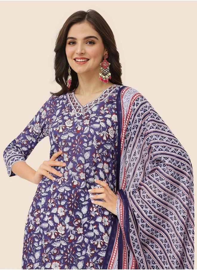 ISHIN Straight Fit Printed Pattern Round Neck Three-Quarter Sleeves Blue Colour Knitted Cotton Kurta Set for Women with Semi Elastic Closure - Blending Tradition with Modern Style