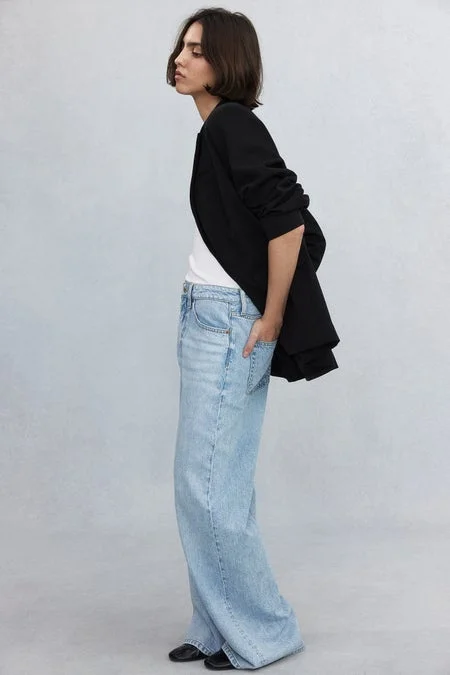 اتش اند ام Feather Soft Super Wide Ultra High Jeans