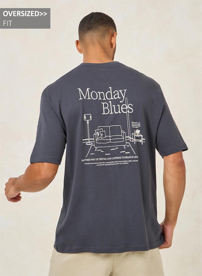 ستايلي تيشيرت أوفرسايز بطباعة جرافيك أمامية وخلفية - Image 1