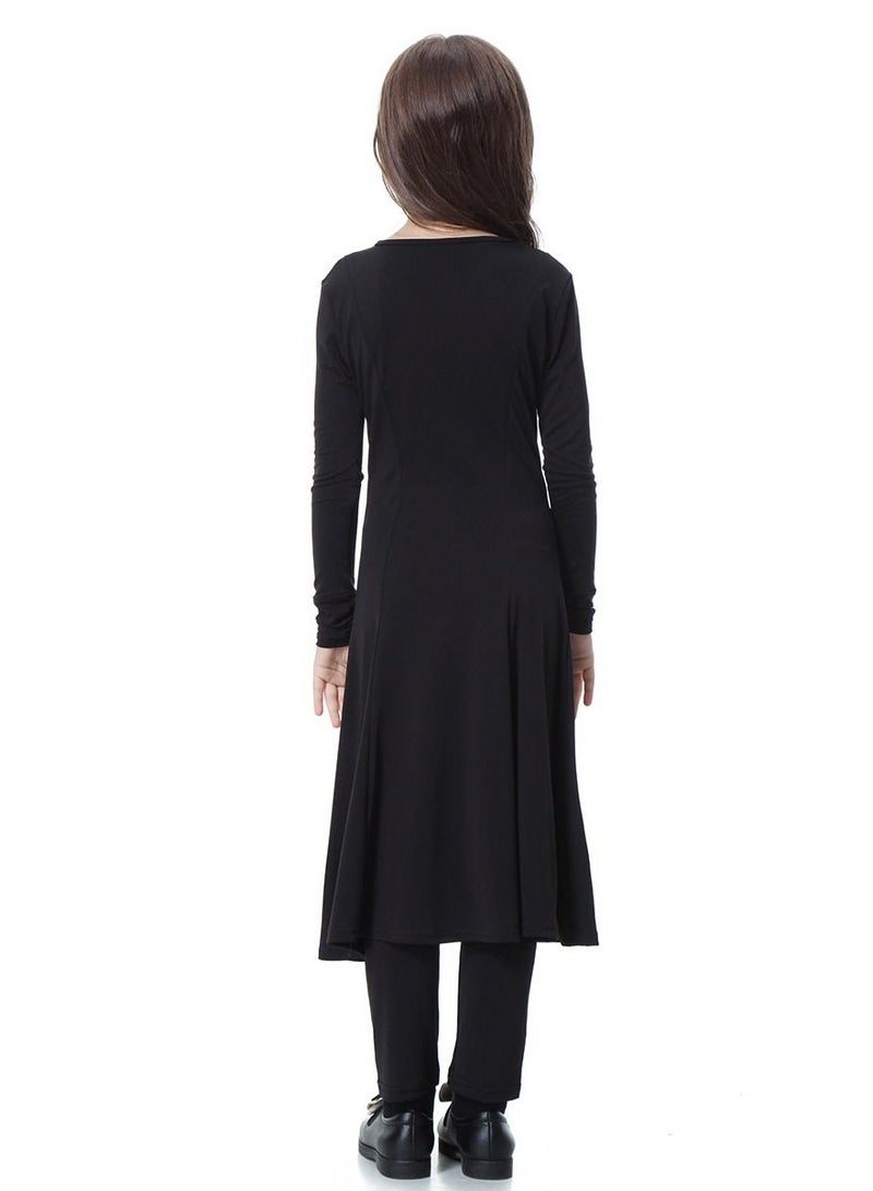 إسكدنيا Girl's Traditional Solid Color 2-Piece Long Sleeve Dress With Pants Black  - Image 2