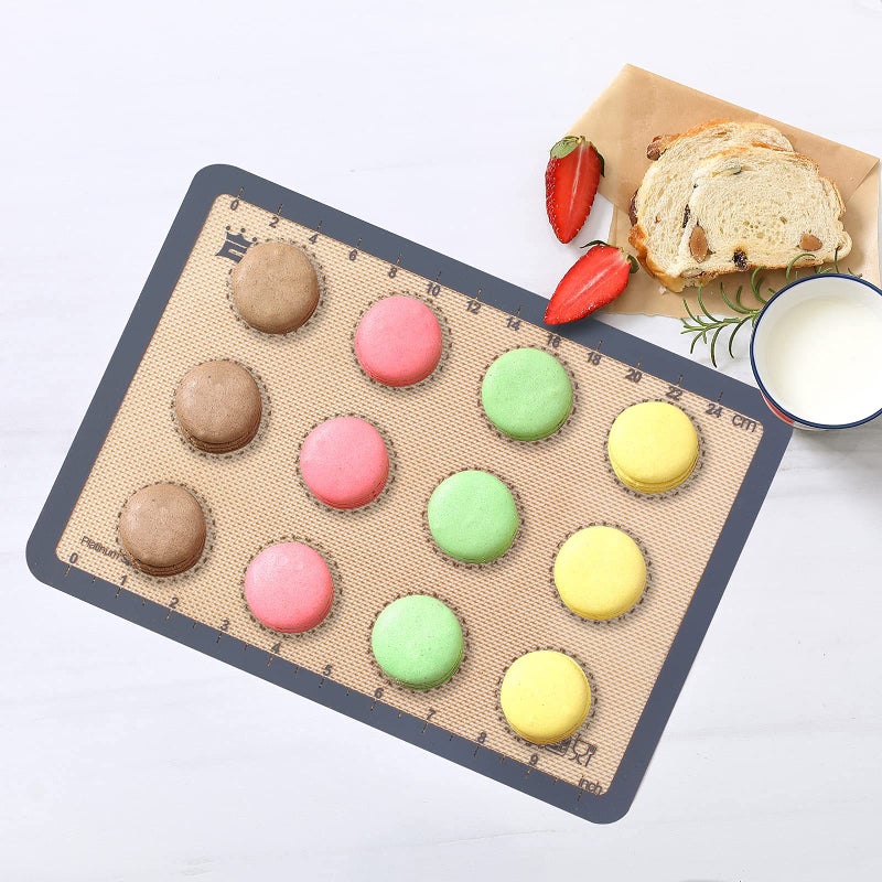 GUANCI Silicone Baking Mat Set of 4, GUANCI Grade Food Baking mats Non-Stick Reusable Pizza Bakeware Mat for Making Macaroon, Pizza, Cookie, Pastry, Bread, Bun(Red) - Image 4