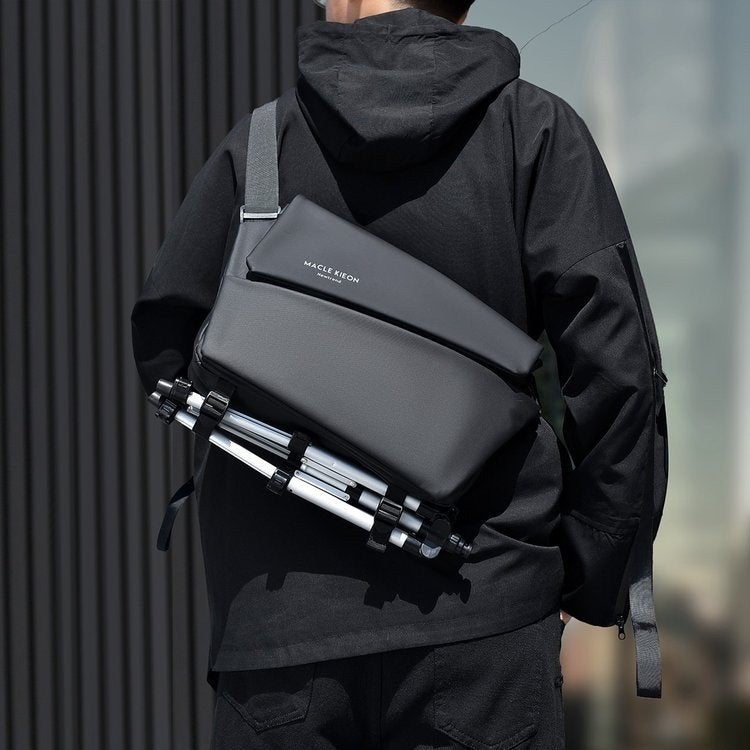 Travel Men's Crossbody Bag, Large Capacity, Trendy Messenger Shoulder Sports Backpack, Multi-Functional Chest Pack - Image 3