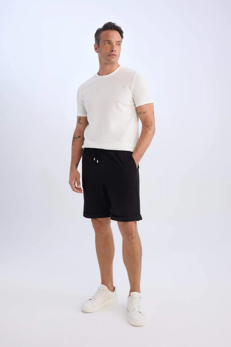 ديفاكتو Pique Bermuda Shorts