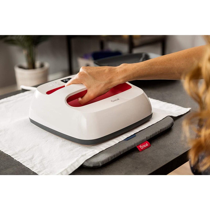 Cricut EasyPress Mat, Protective Heat-Resistant Mat for Heat Press Machines and HTV and Iron On Projects, [12" x 12"] (2004475) - Image 4