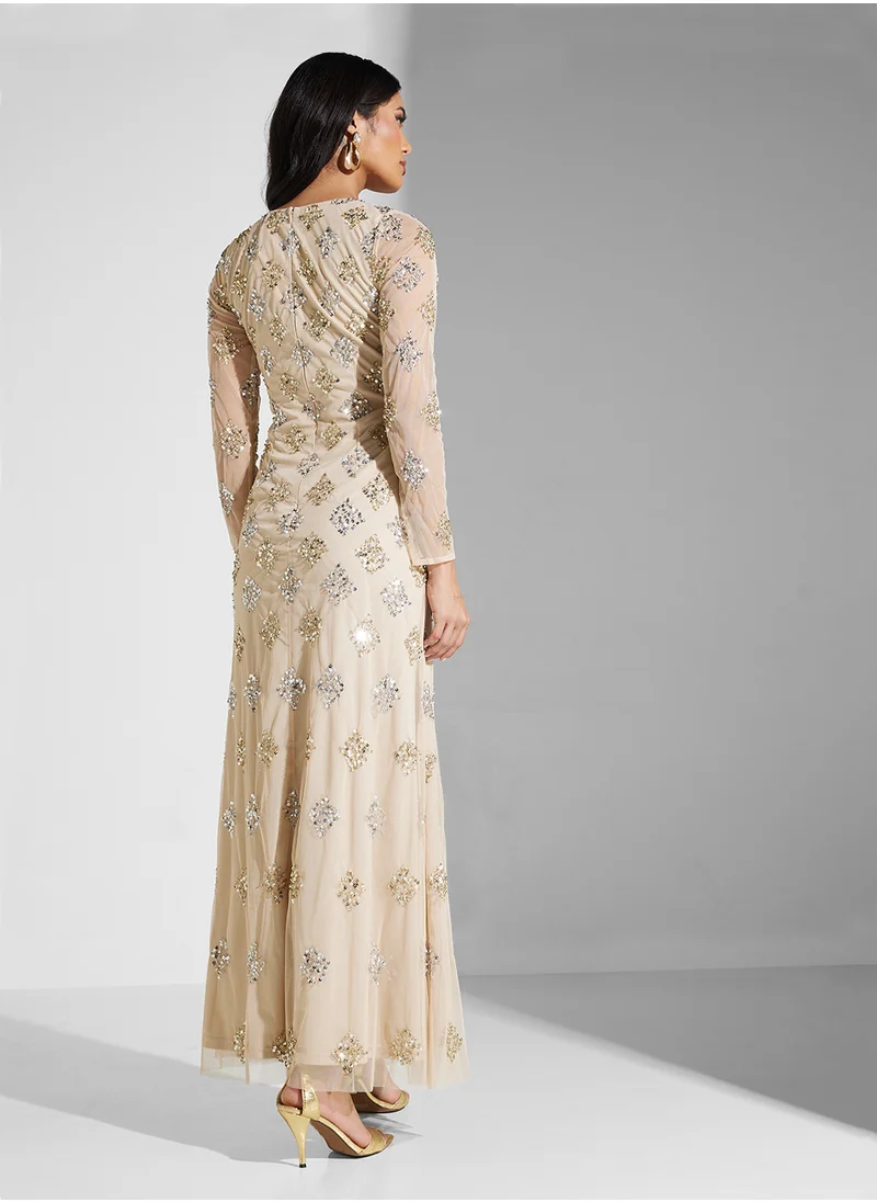 نمشي x V Neck Sequin Embellished A Line Dress