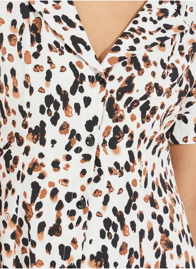 Styli Spot Sketch Print Collared A-Line Maxi Dress