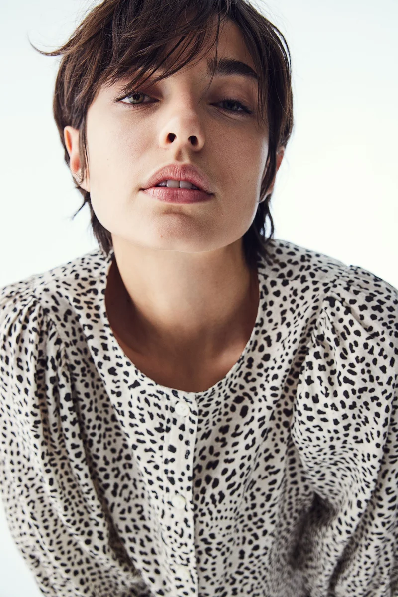 H&M Linen-blend blouse