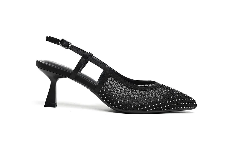 Cuple slingback pointed heel shoe netted design