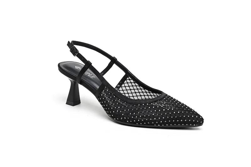 Cuple slingback pointed heel shoe netted design
