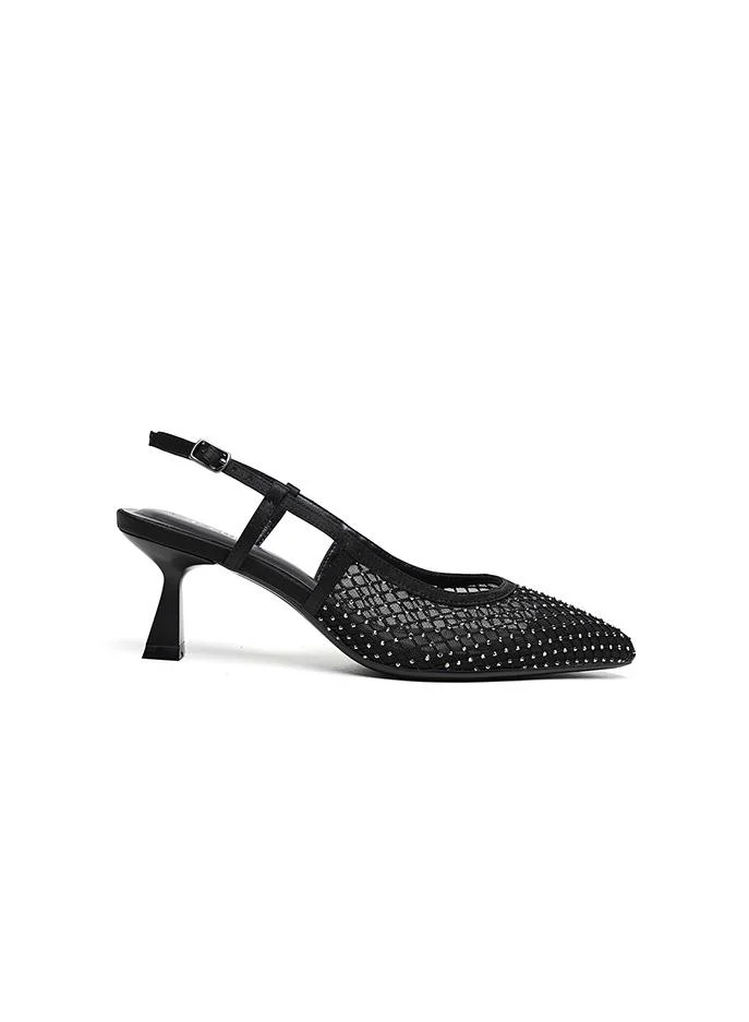 Cuple slingback pointed heel shoe netted design