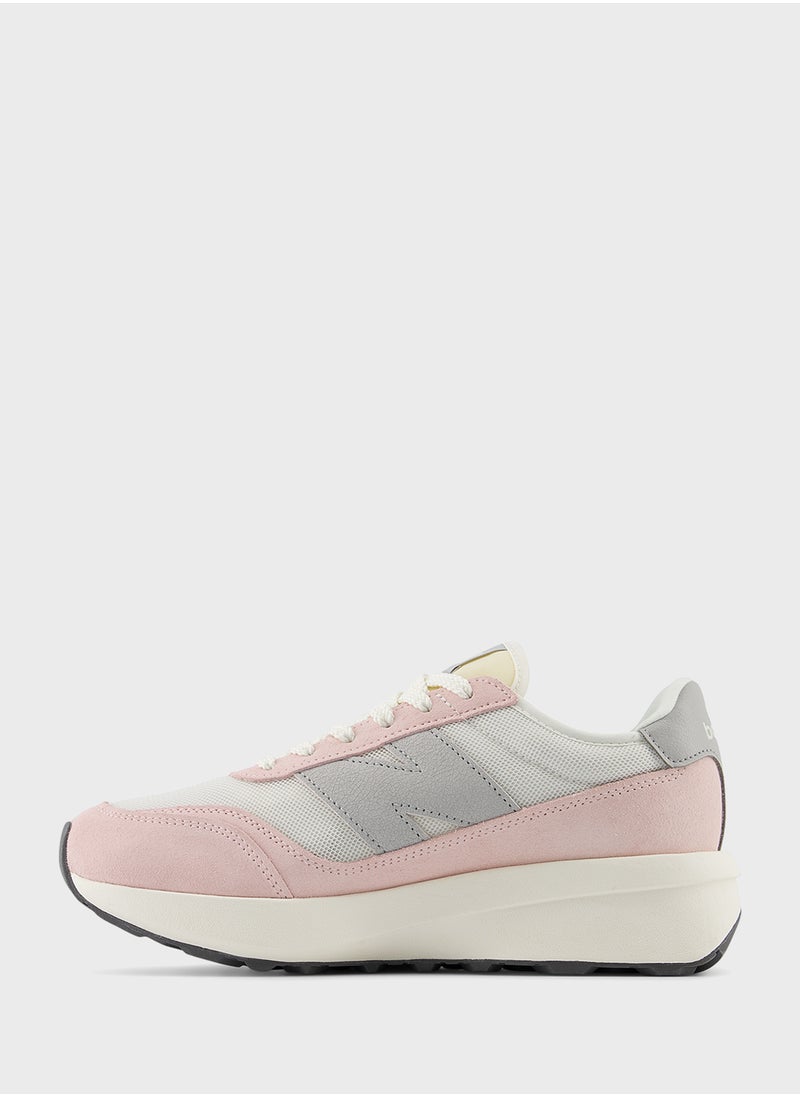 New Balance Youth 370  - Image 2