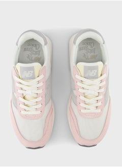New Balance Youth 370  - Image 5