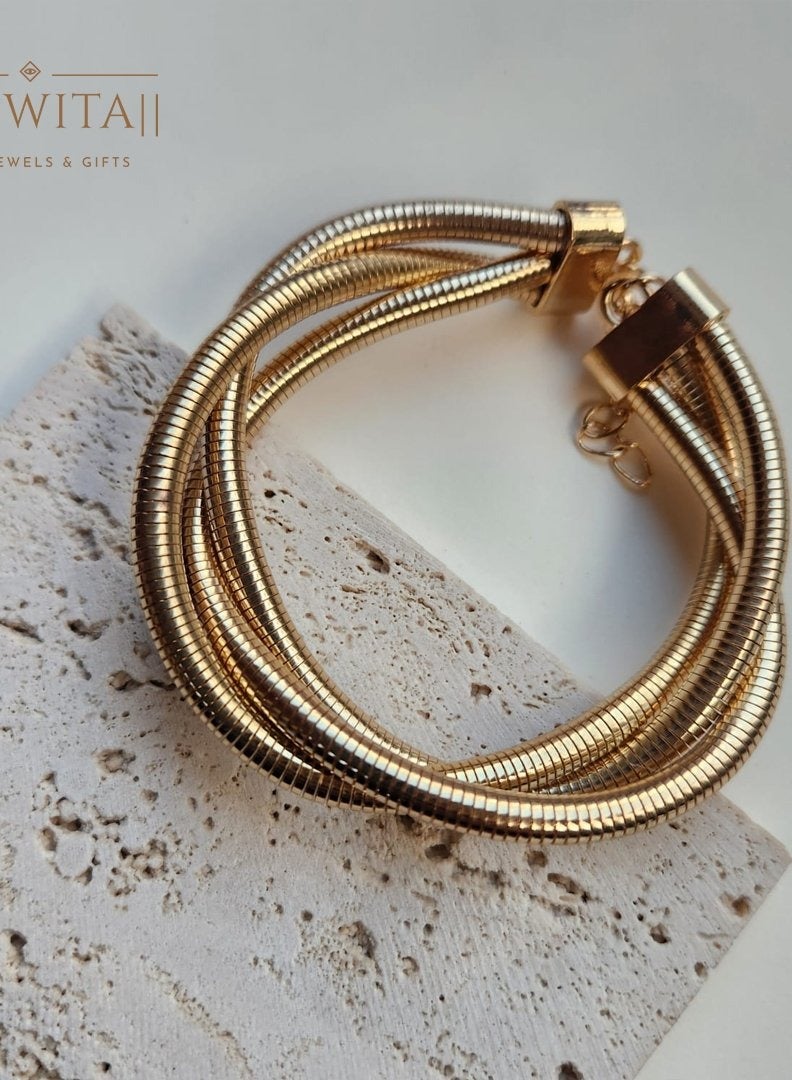 PRASHA Gold Overlap Bracelet