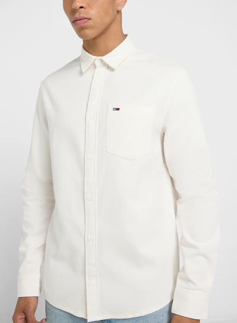 TOMMY JEANS Logo Print Regular Fit Shirt