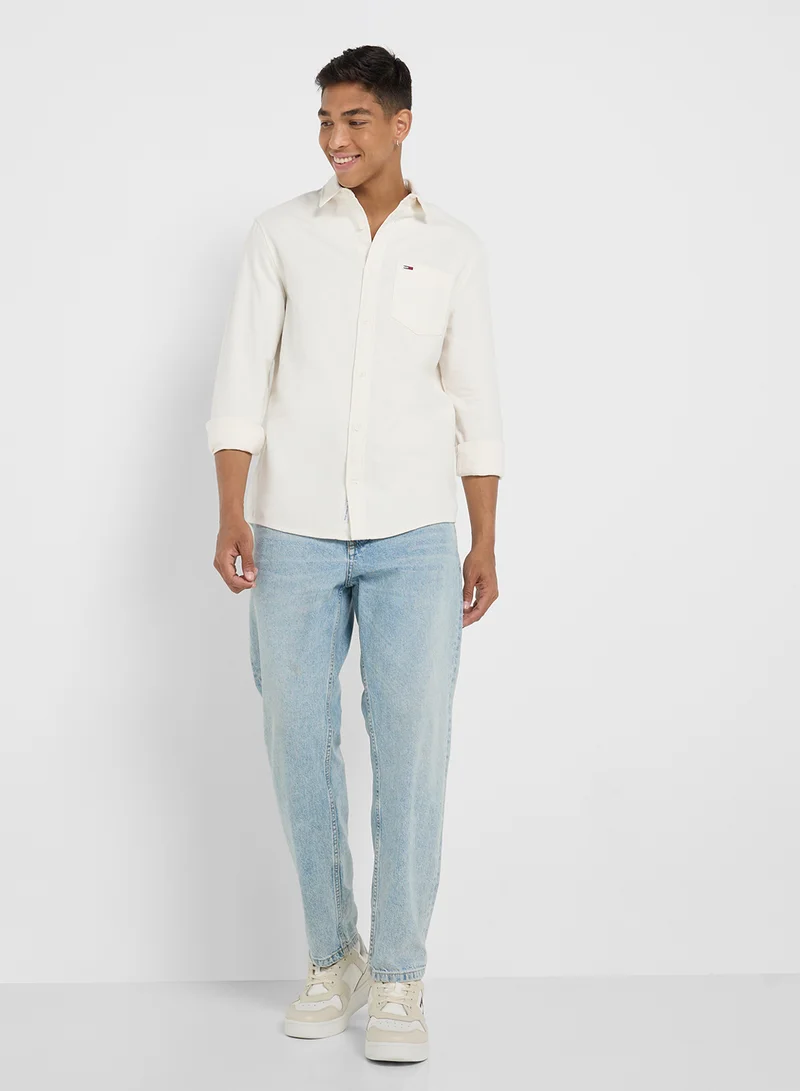 TOMMY JEANS Logo Print Regular Fit Shirt