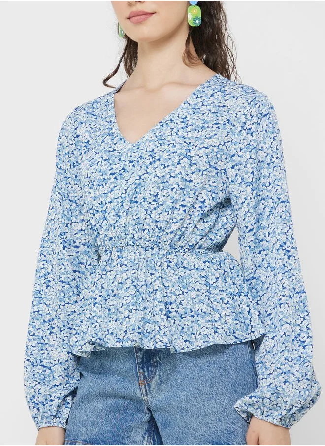 جينجر Ruffle Detail Printed Top