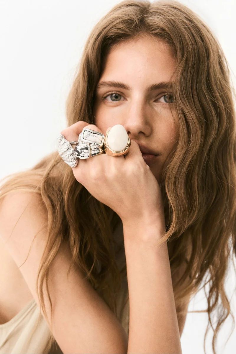 H&M Stone-detail ring