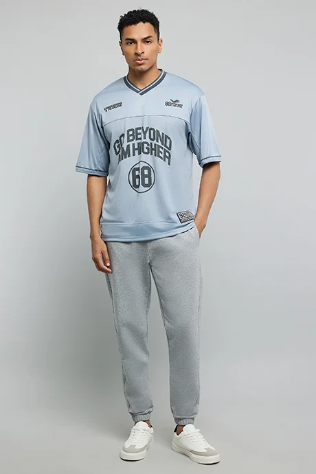 R&B Typography Print Jersey with V-Neck and Short Sleeves