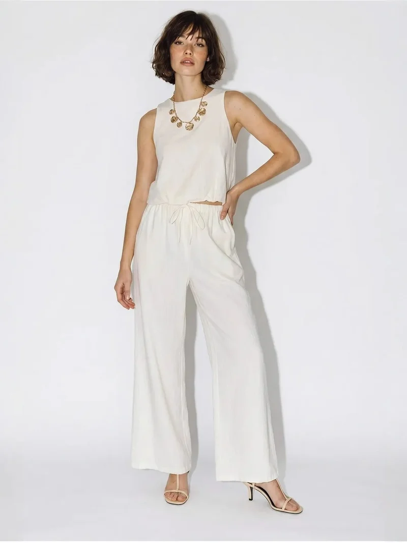 Bianco Lucci LUCCI Cotton Wide-Leg Sleeveless Jumpsuit