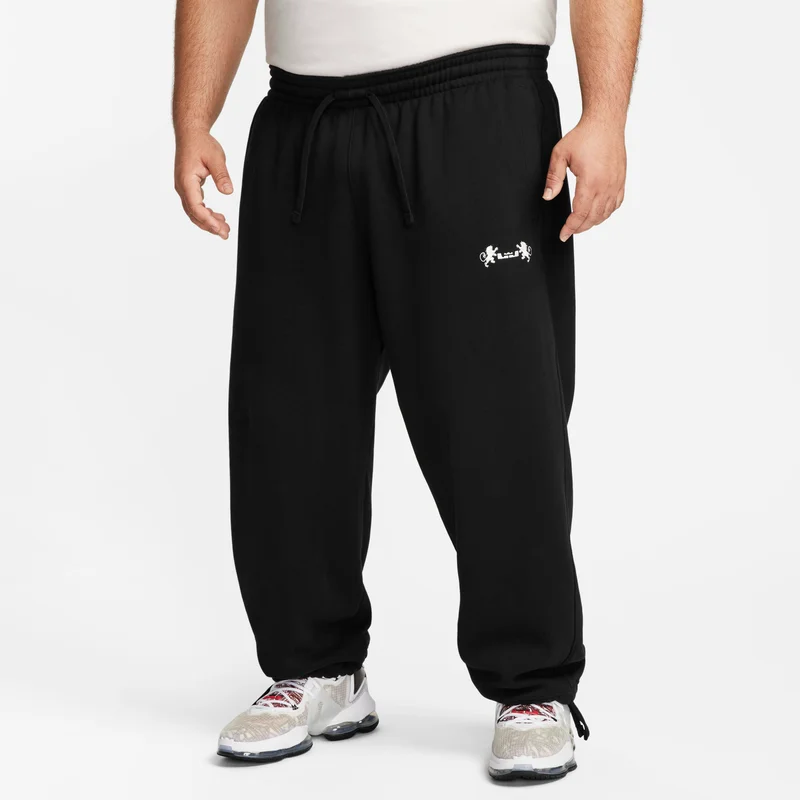 Nike black Men's LeBron Open Hem Fleece Trousers for Men | Best Price UAE