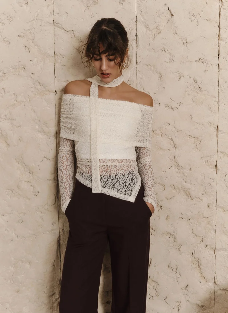 Lichi Lace top with open shoulders and neck ribbon