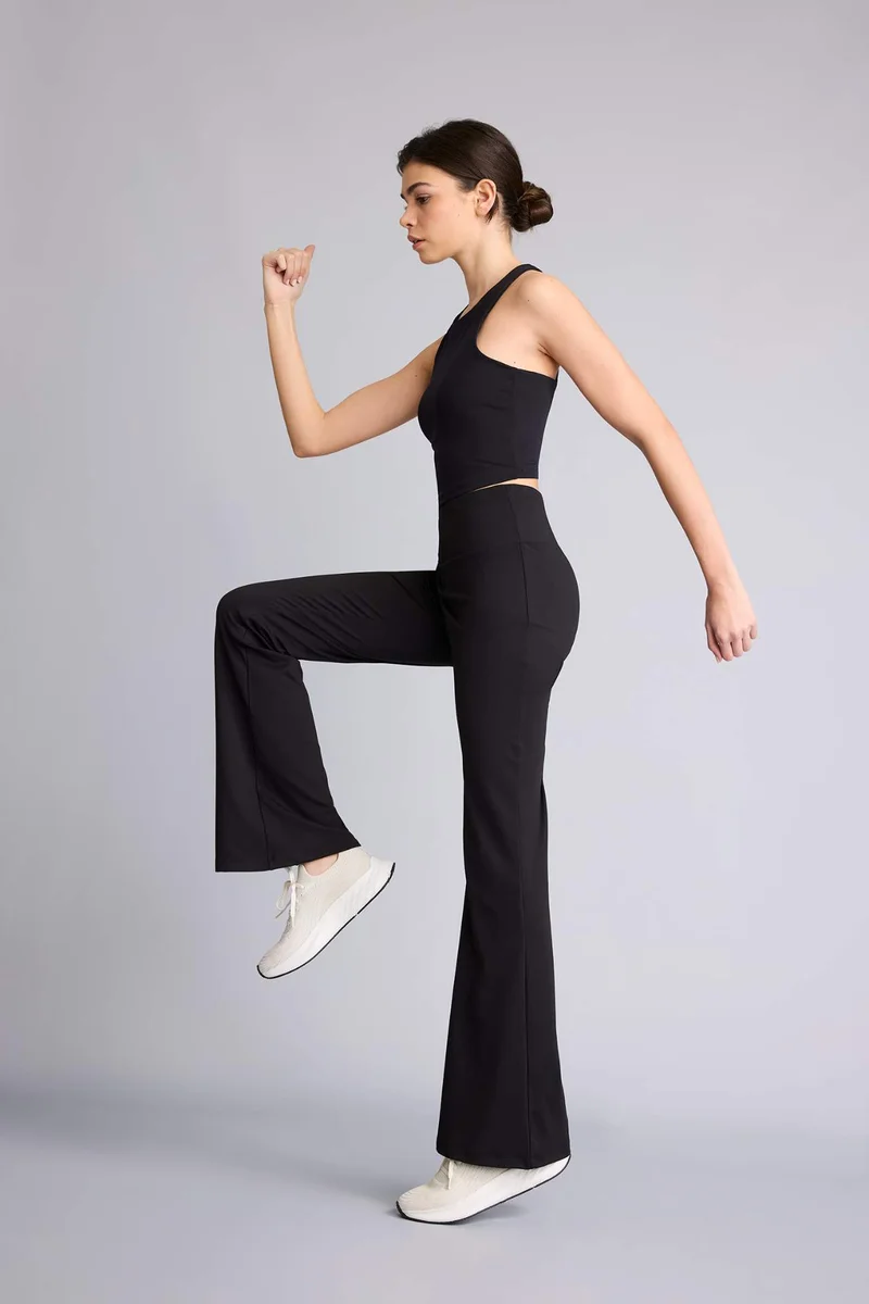 ديفاكتو Flare Fit Sports Sweatpants