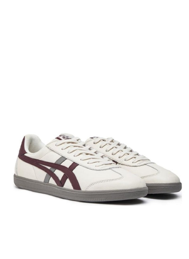 Onitsuka Tiger - Tokuten Casual Athlesiure Sneakers Beige/Red - Image 1