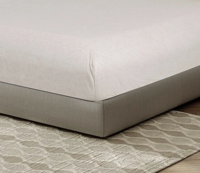 يسكن 200 Thread Count Printed Jasper Fitted Sheet Set - Reverse