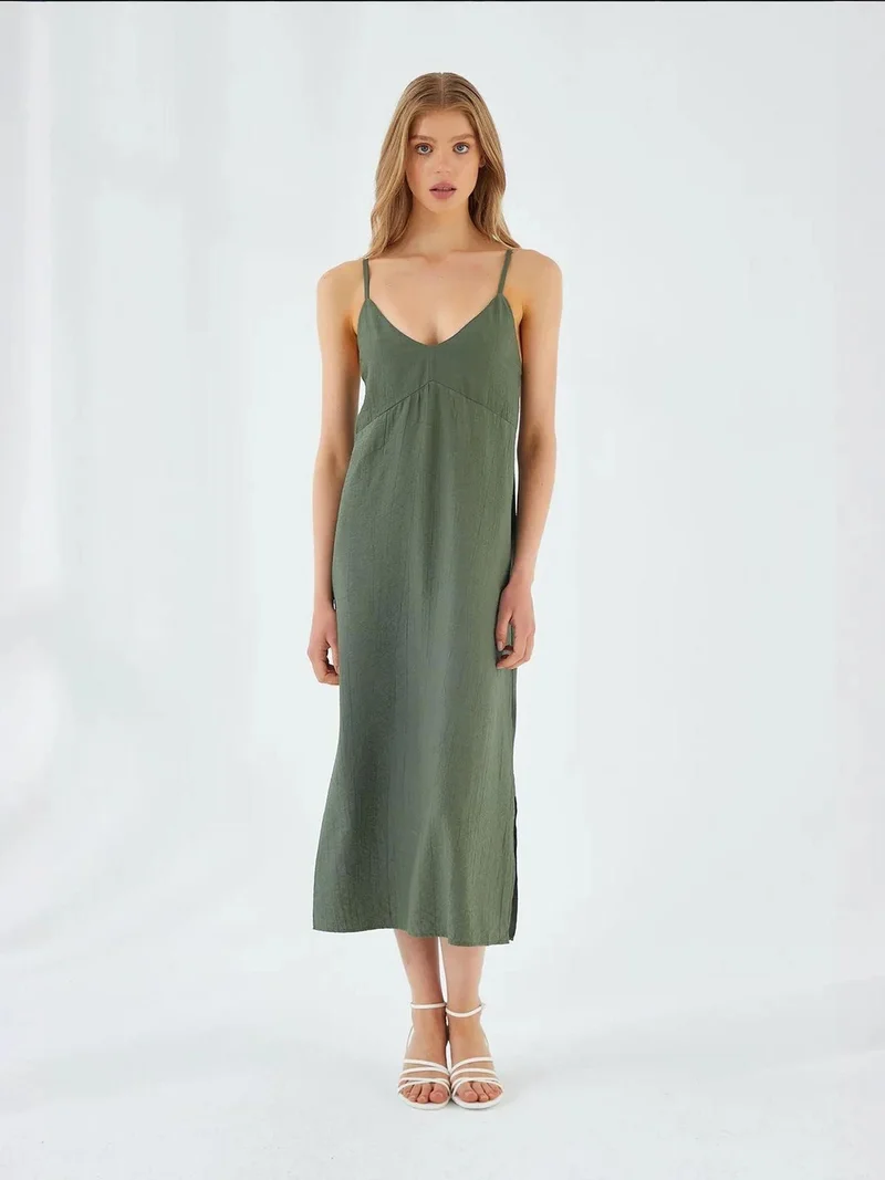 MixRay Mixray V-Neck Slit Midi Dress