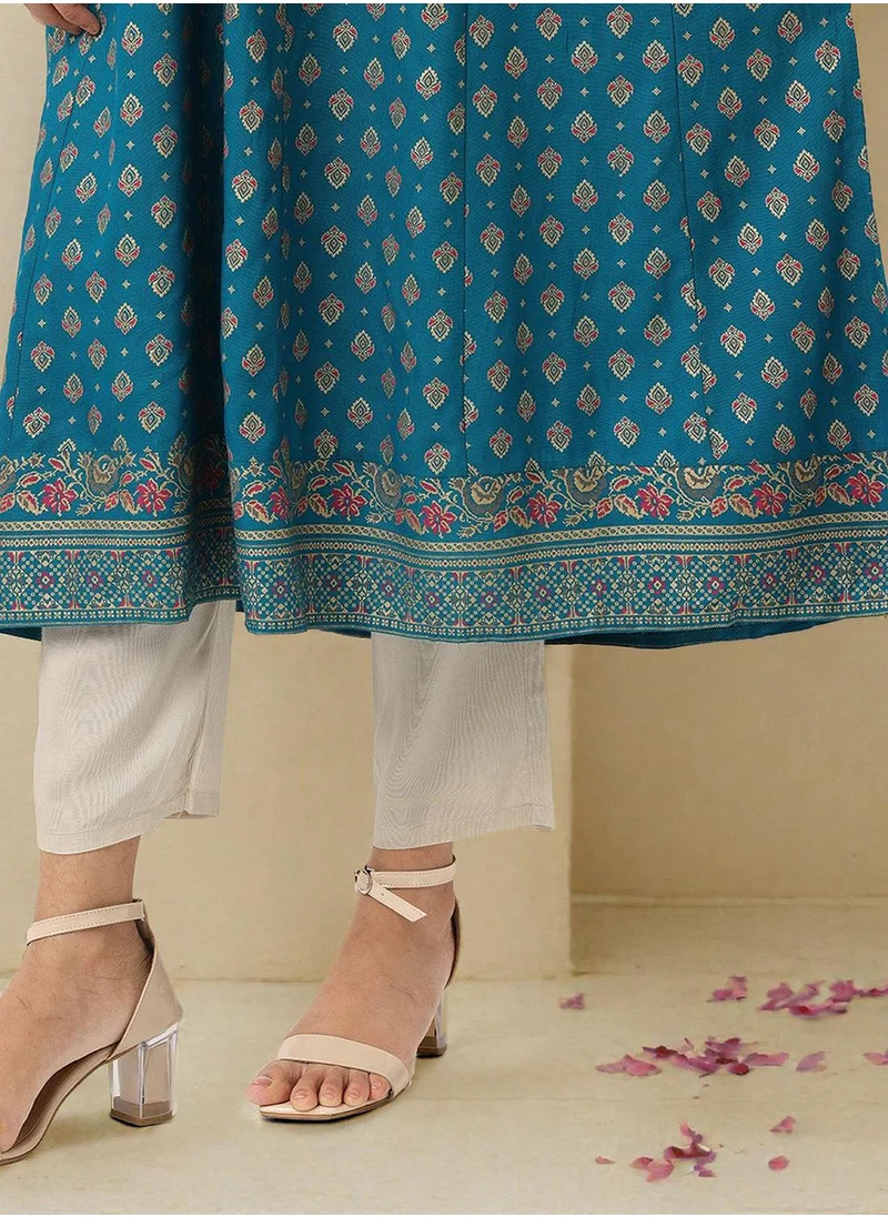 آي شين Regular Fit Embellished Pattern Round Neck Neck Three-Quarter Sleeve Teal Colour Knitted Rayon Kurtas for Women - A Must-Have for Every Wardrobe