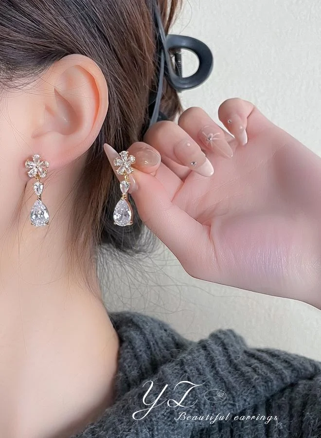 Flower Dangle Earrings