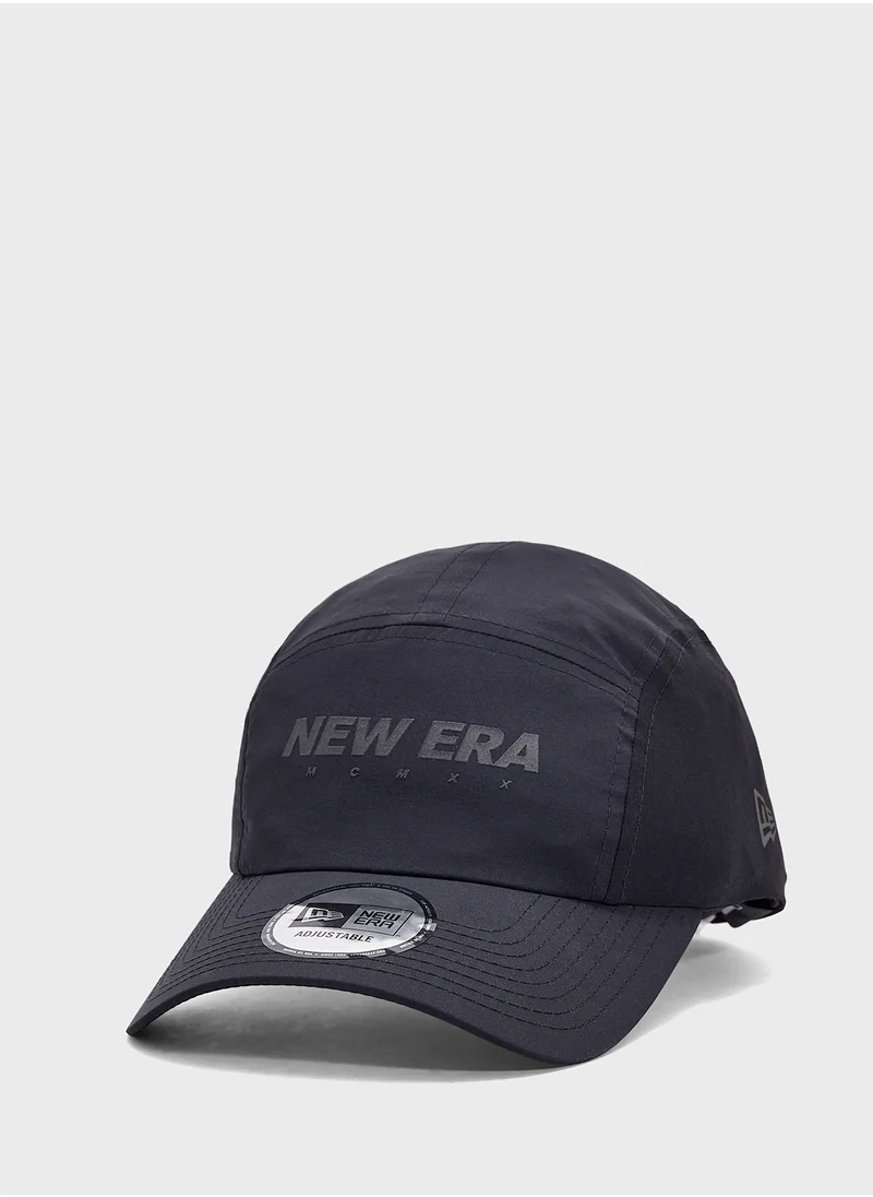 NEW ERA Tech Runner Logo Cap