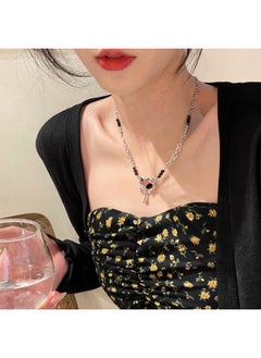 Women's -korean Style Necklace New Fashionable Clavicle Chain Sweet Cool Style Love Sweater Chain Metallic High-end Women