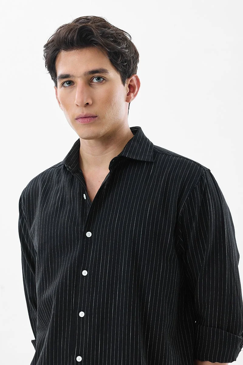 سنيتش قميص كتان بقصة ضيقة