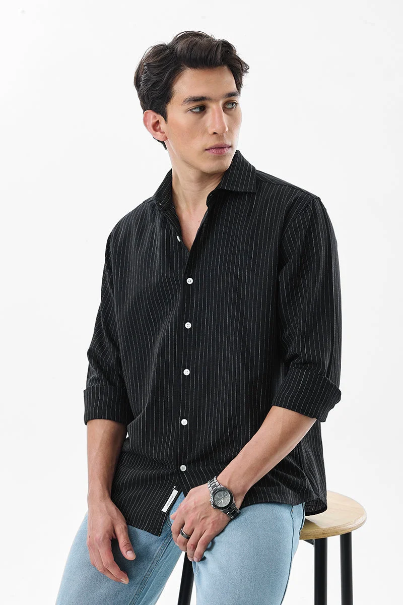 سنيتش قميص كتان بقصة ضيقة