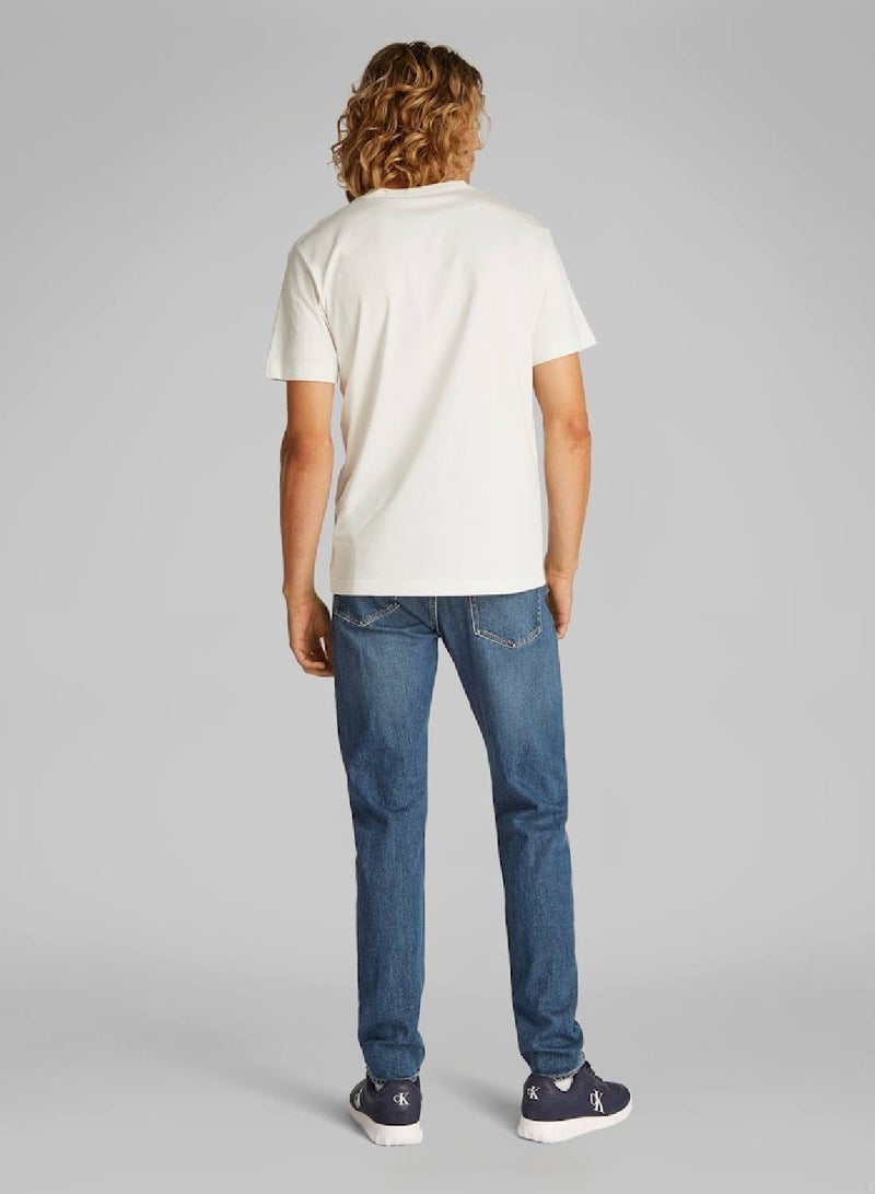 CALVIN KLEIN Serif Box Graphic T-Shirt - Image 4