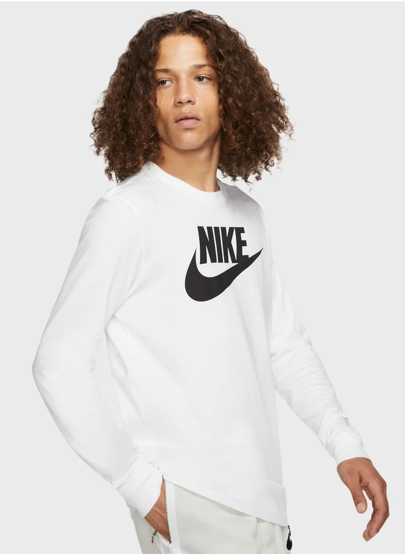 Nike Icon Futura T-Shirt