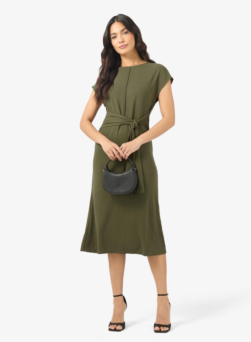 BCBG Tie Front Short Sleeves midi Dress - Image 4