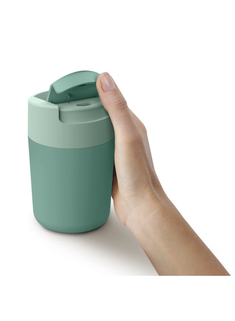 Joseph Joseph BPA-Free Leak-Proof Sipp Travel Mug with Flip Top Cap Green 340ml - Image 4