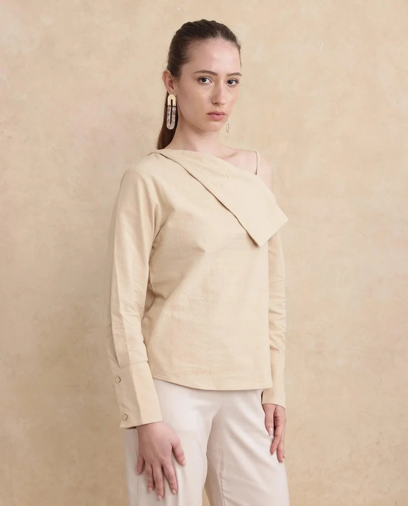 Rareism Women's Bishop Sleeve Plain Top
