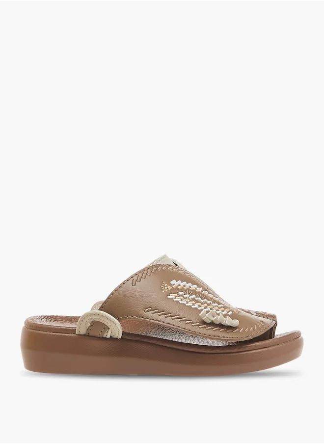 الواحة Boys Embroidered Slip-On Arabic Sandals with Toe-Loop Detail