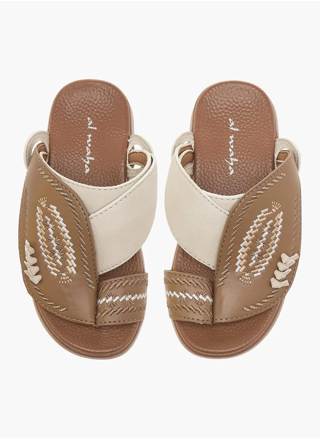 الواحة Boys Embroidered Slip-On Arabic Sandals with Toe-Loop Detail