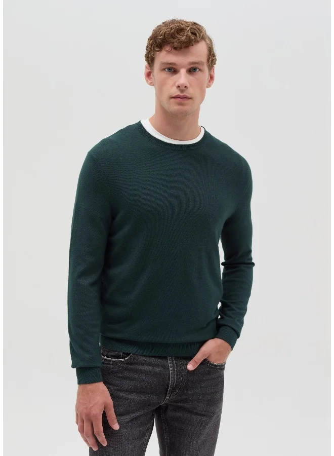 او في اس Round neck pullover