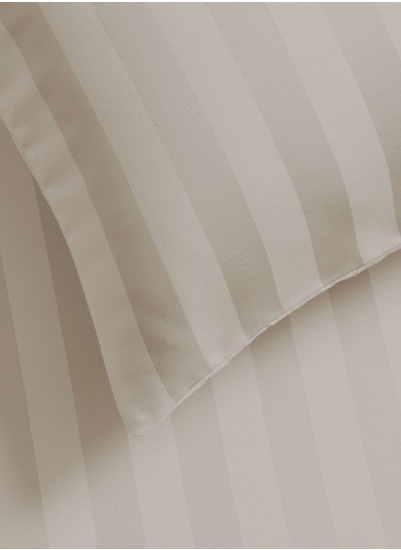 King Microfiber Sheet Set, King Size 3 Pieces, Hotel Stripes design - pzsku/Z37EE519D4C0AEB339A21Z/45/_/1704524718/116e79a0-80fd-45cd-acb0-1534395ad48e