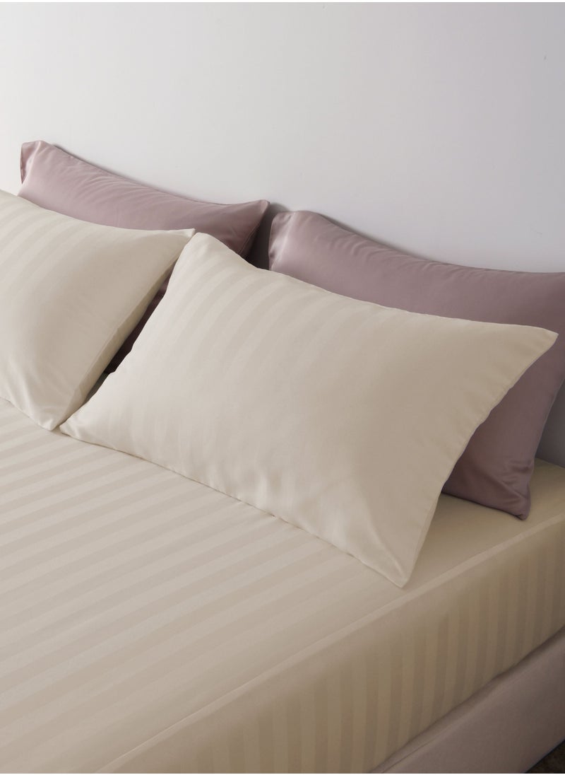 King Microfiber Sheet Set, King Size 3 Pieces, Hotel Stripes design - pzsku/Z37EE519D4C0AEB339A21Z/45/_/1704524721/30796d45-fd18-4c50-b1f9-a10b65cd431c