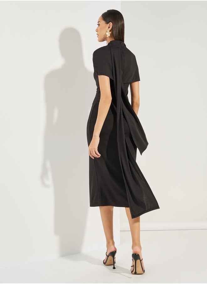 Styli Plain Cape Sleeves Sheath Midi Dress  - Image 4